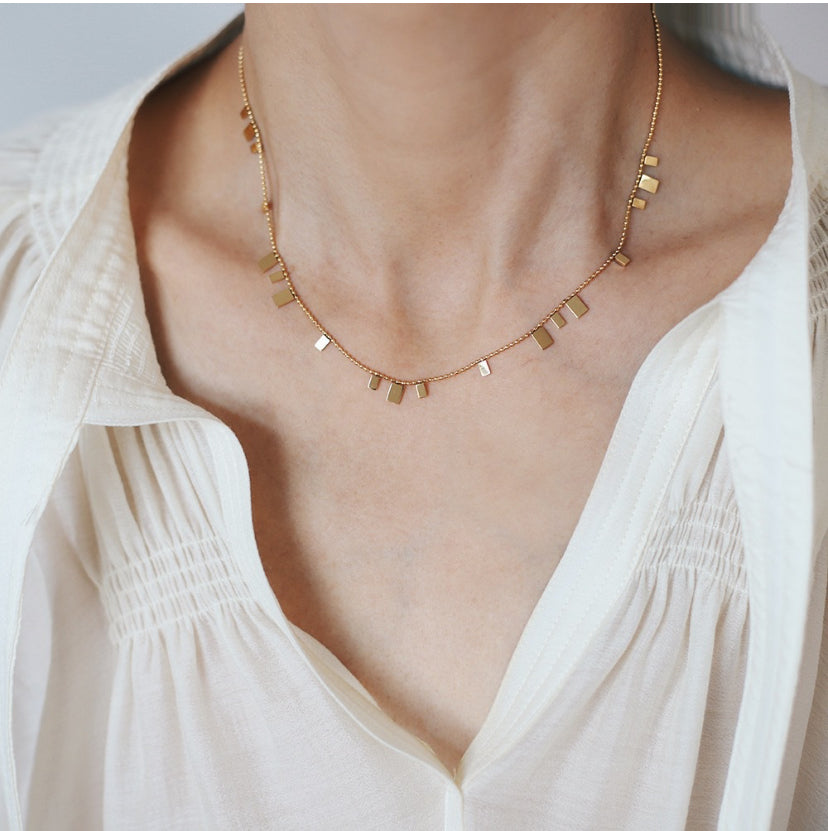 Collier Ras de Cou Breloques Rectangles couleur Or ou Argent