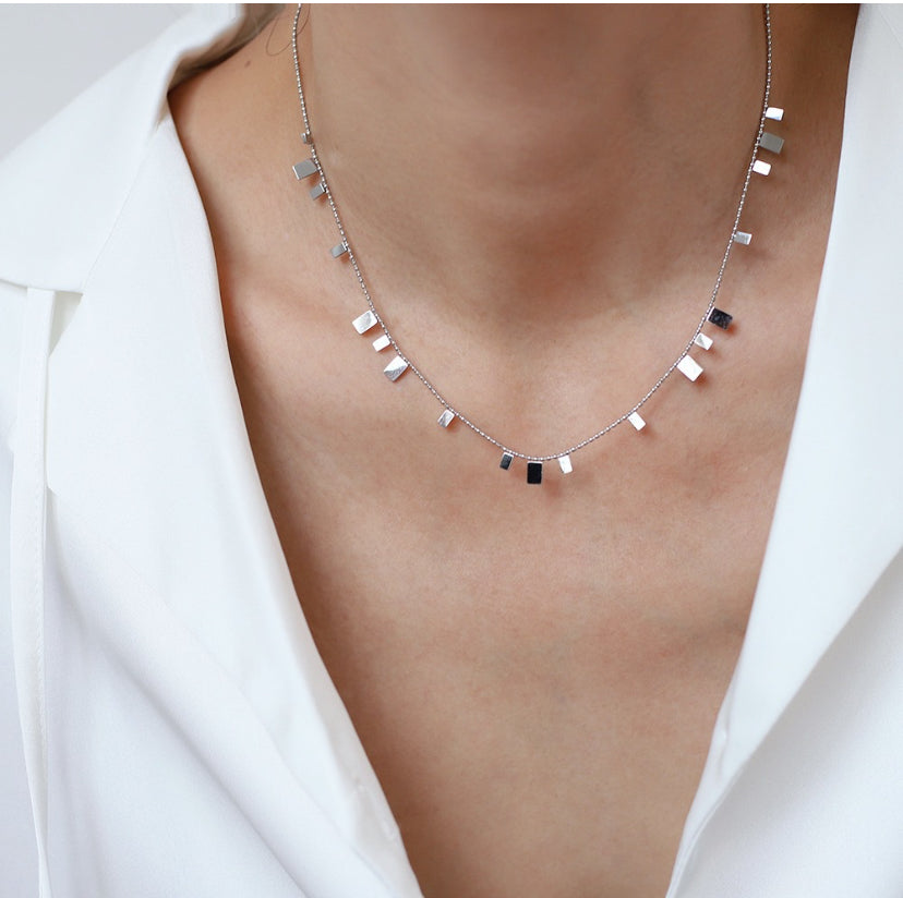 Collier Ras de Cou Breloques Rectangles couleur Or ou Argent