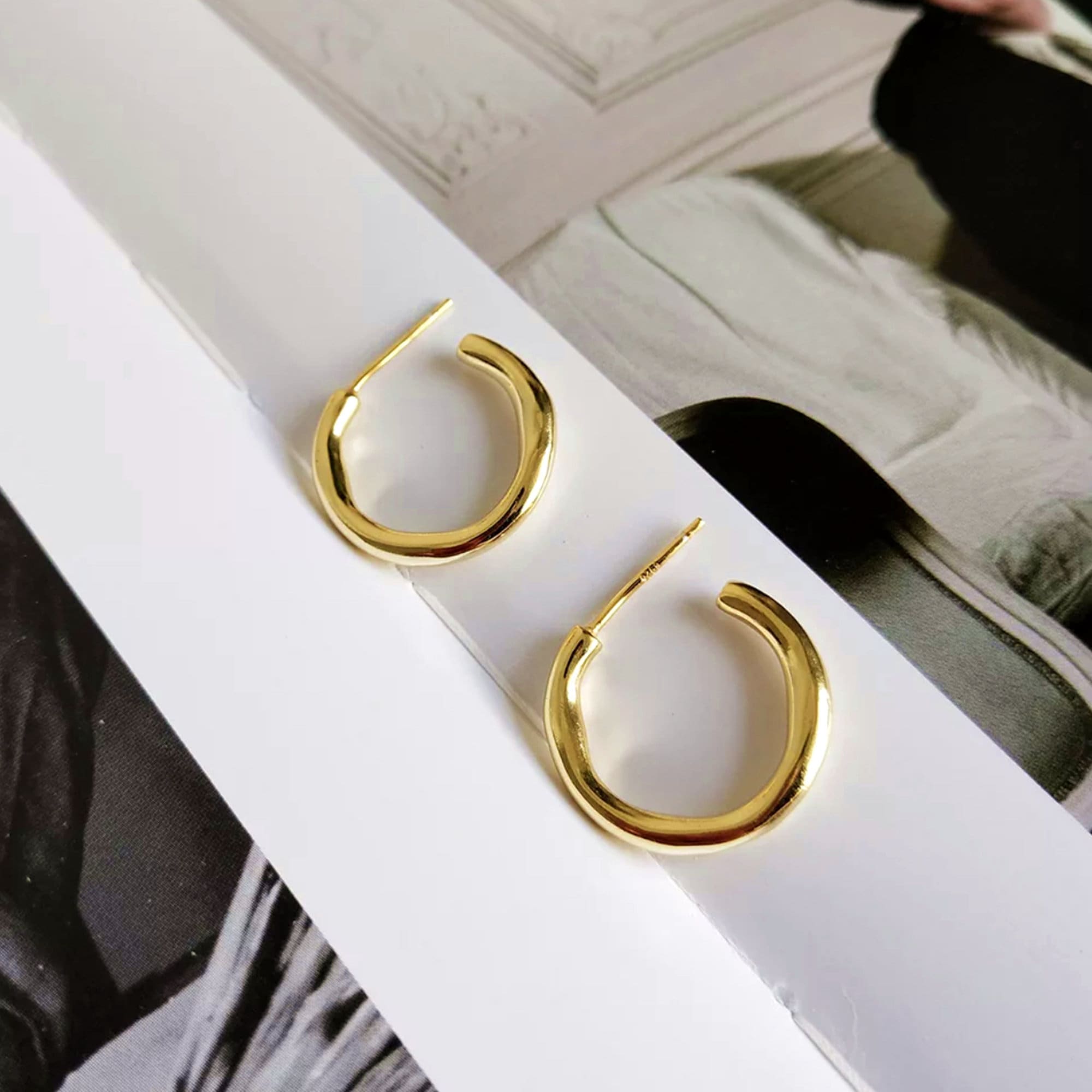 Dainty Gold Open Hoop Earrings with Minimalist Style, Simple Gold Hoops, Sister Birthday Gift or Mothers day jewelry