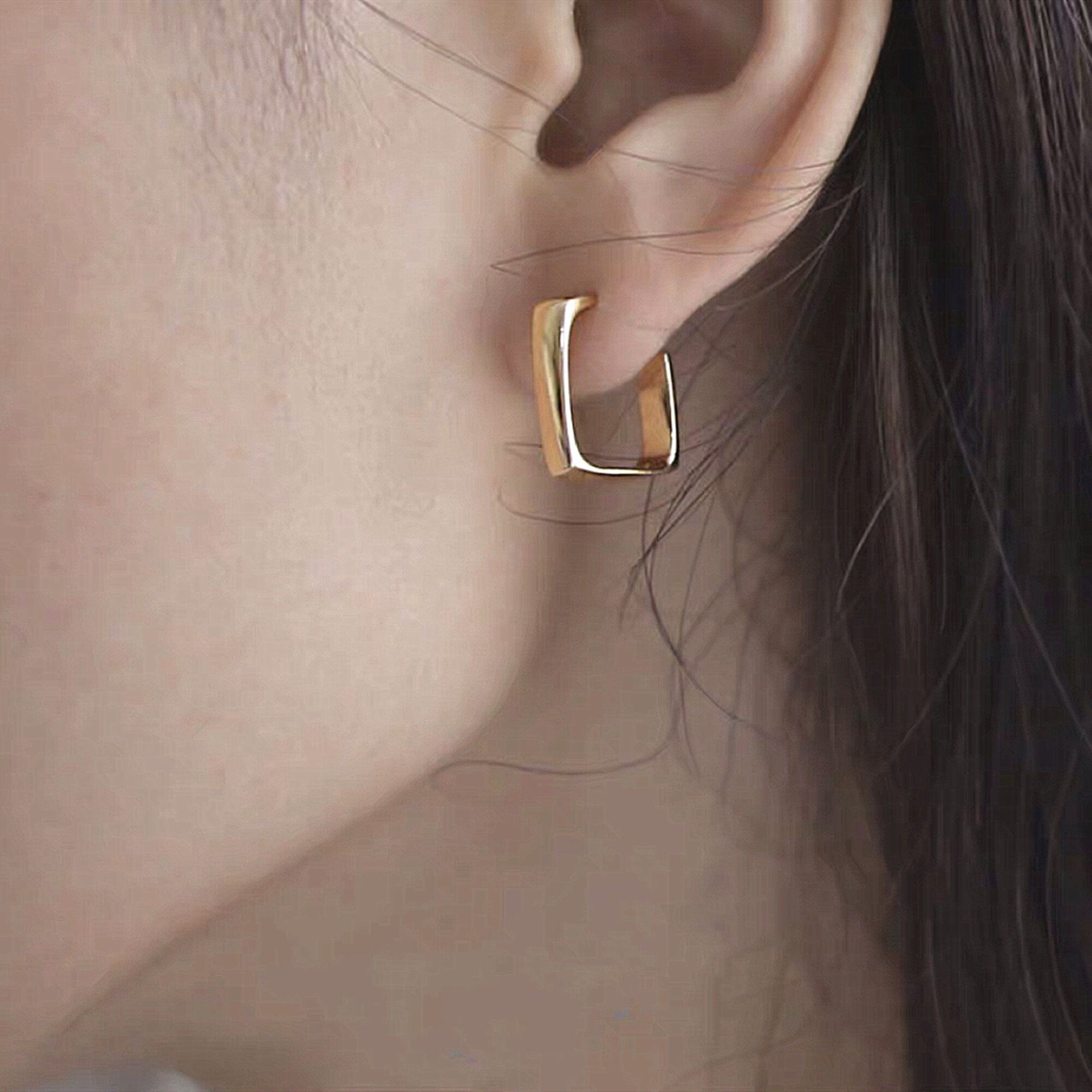 Dainty Gold and Silver Open Sqaure Hoop Earrings with Minimalist Style, Simple Gold Hoops, Sister Birthday Gift or Mothers day jewelry