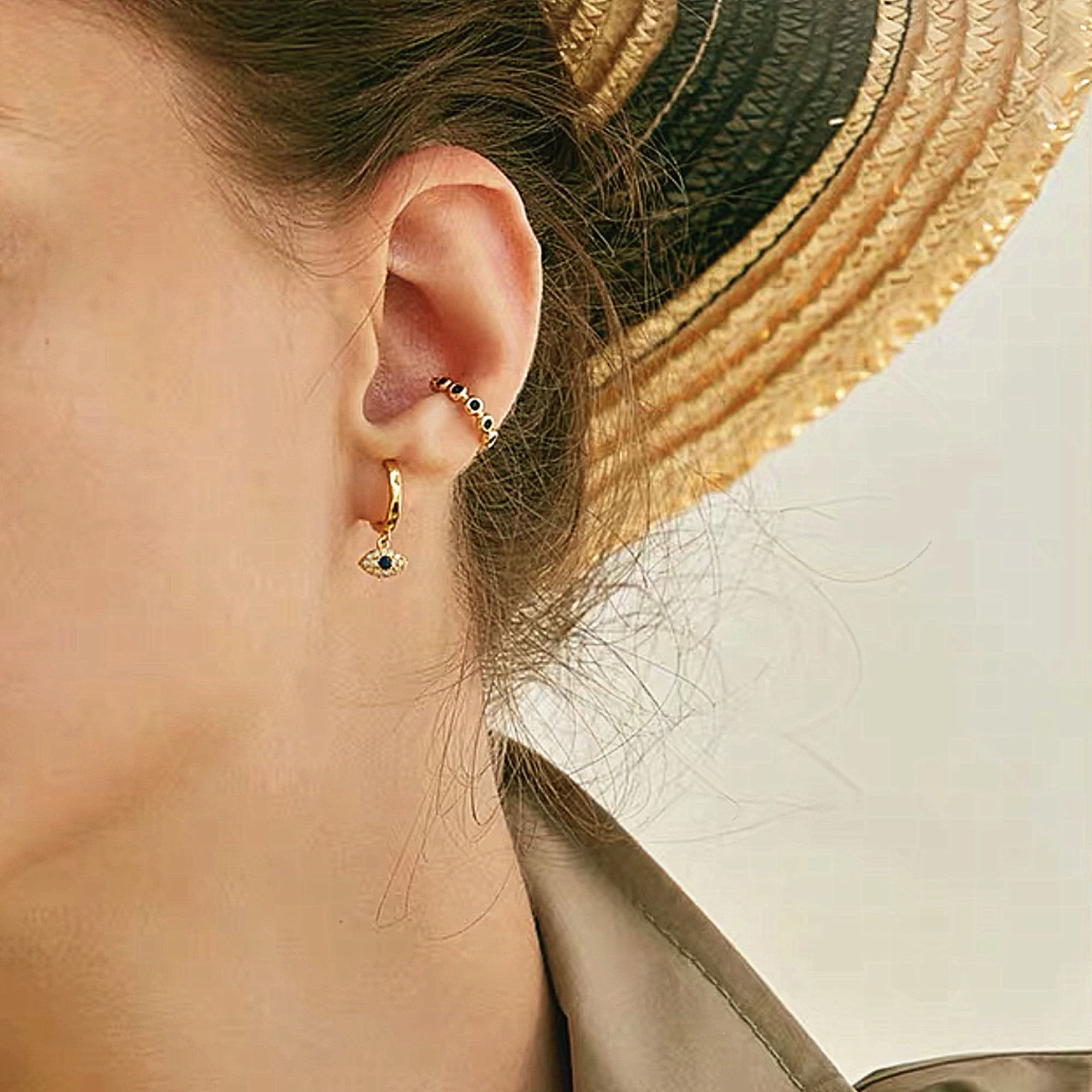 Dainty Black Onyx Adjustable Gold Ear Cuff, Boho Simple Non Piercing Cartilage Earring, Minimalist Conch Ear Cuff