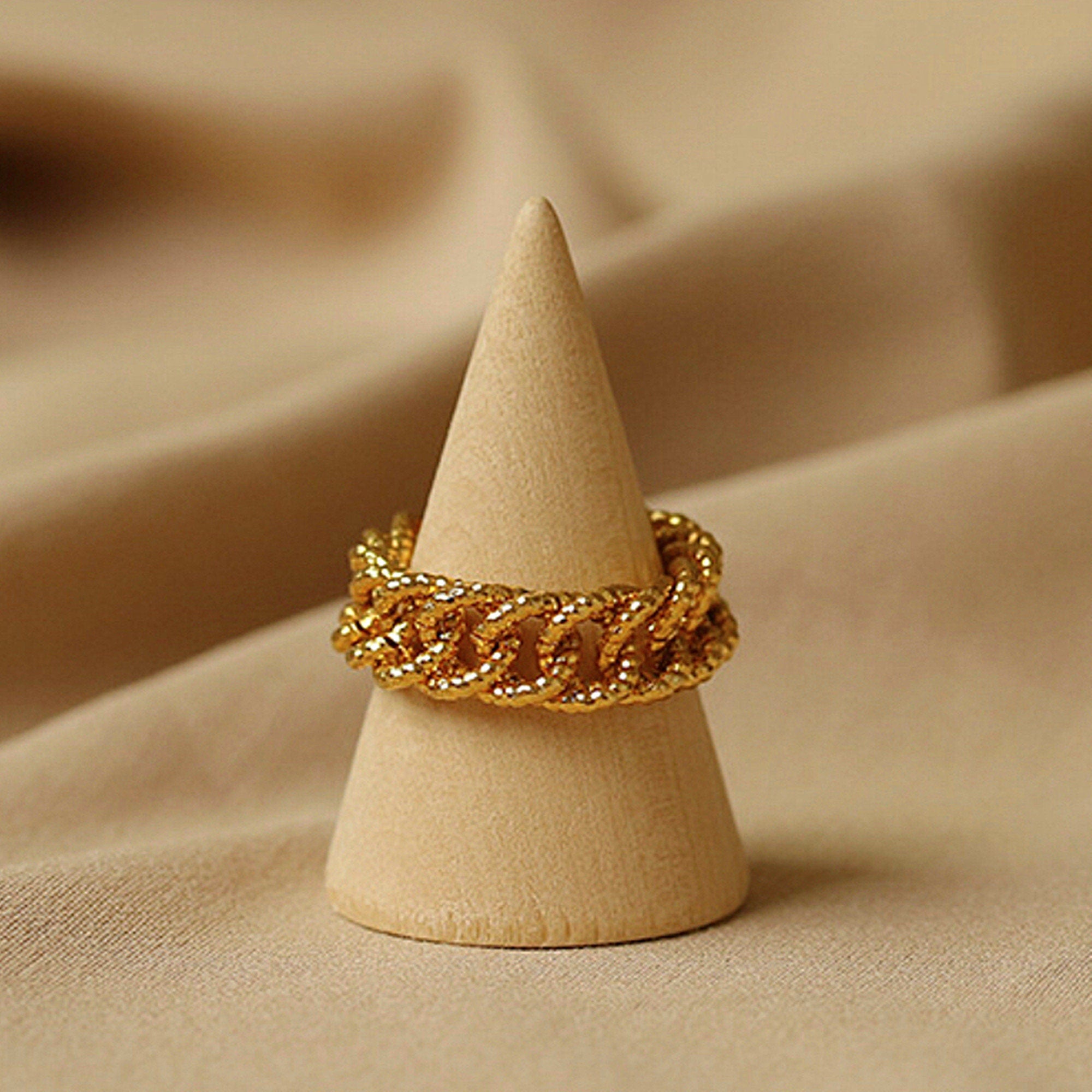 Dainty Gold Hammered Cuban Link Soft Chain Ring, Gold Hammered Chunky Curb Link Ring, Ring Gift for her, "Eileen" Ring