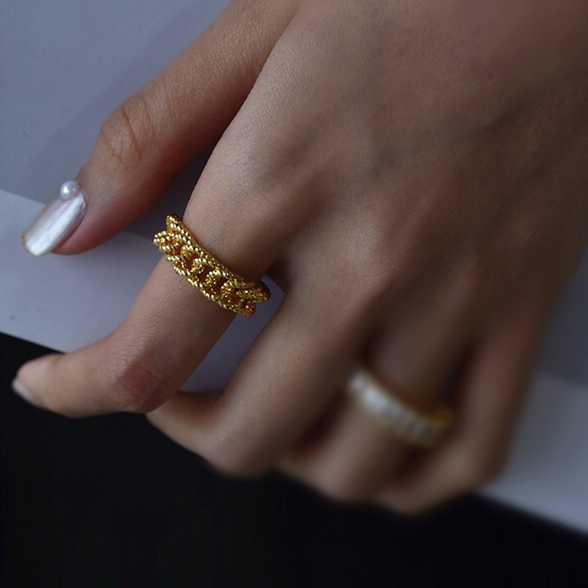 Dainty Gold Hammered Cuban Link Soft Chain Ring, Gold Hammered Chunky Curb Link Ring, Ring Gift for her, "Eileen" Ring