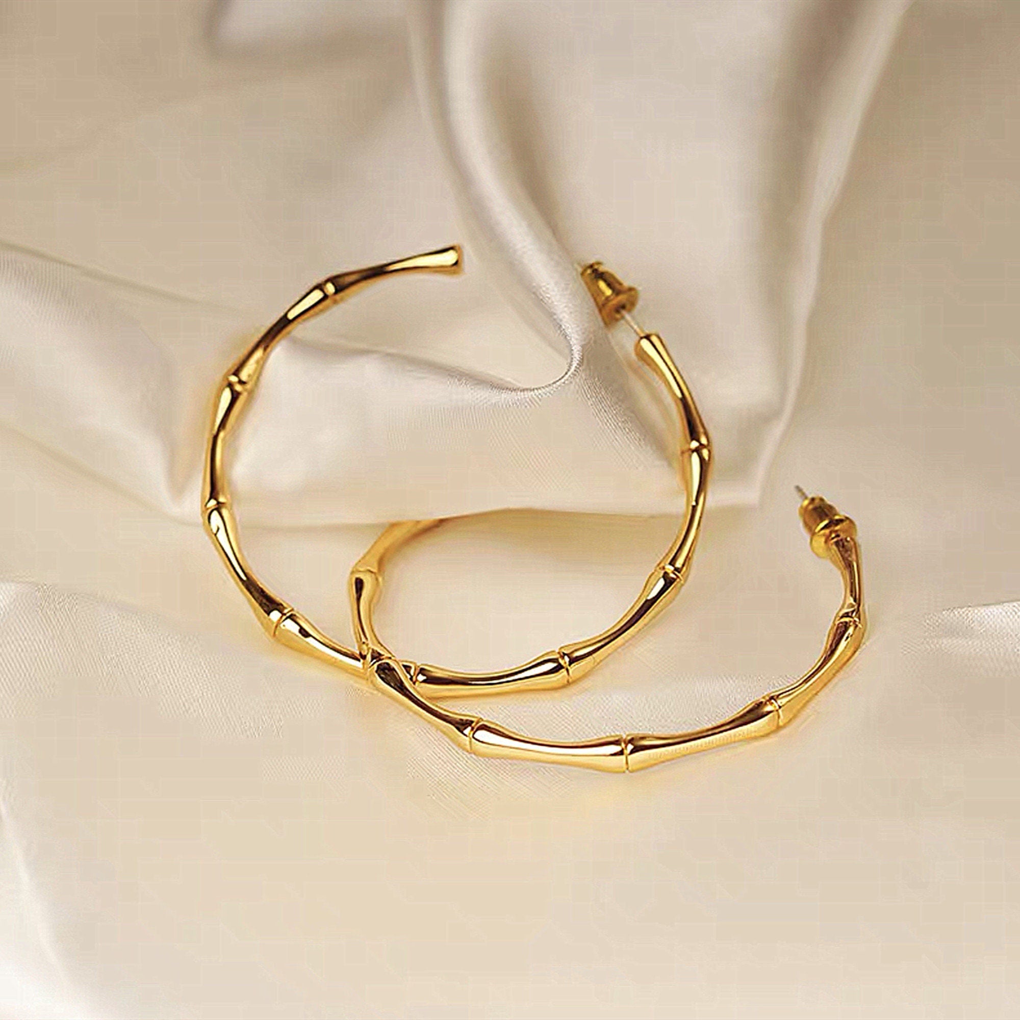 Chunky Gold Bamboo Shaped Hoops Earrings, Gold Vintage Round Hoop Earrings, Dainty Minimalist Creoles, Gift for Her, "Madelyn" Earrings