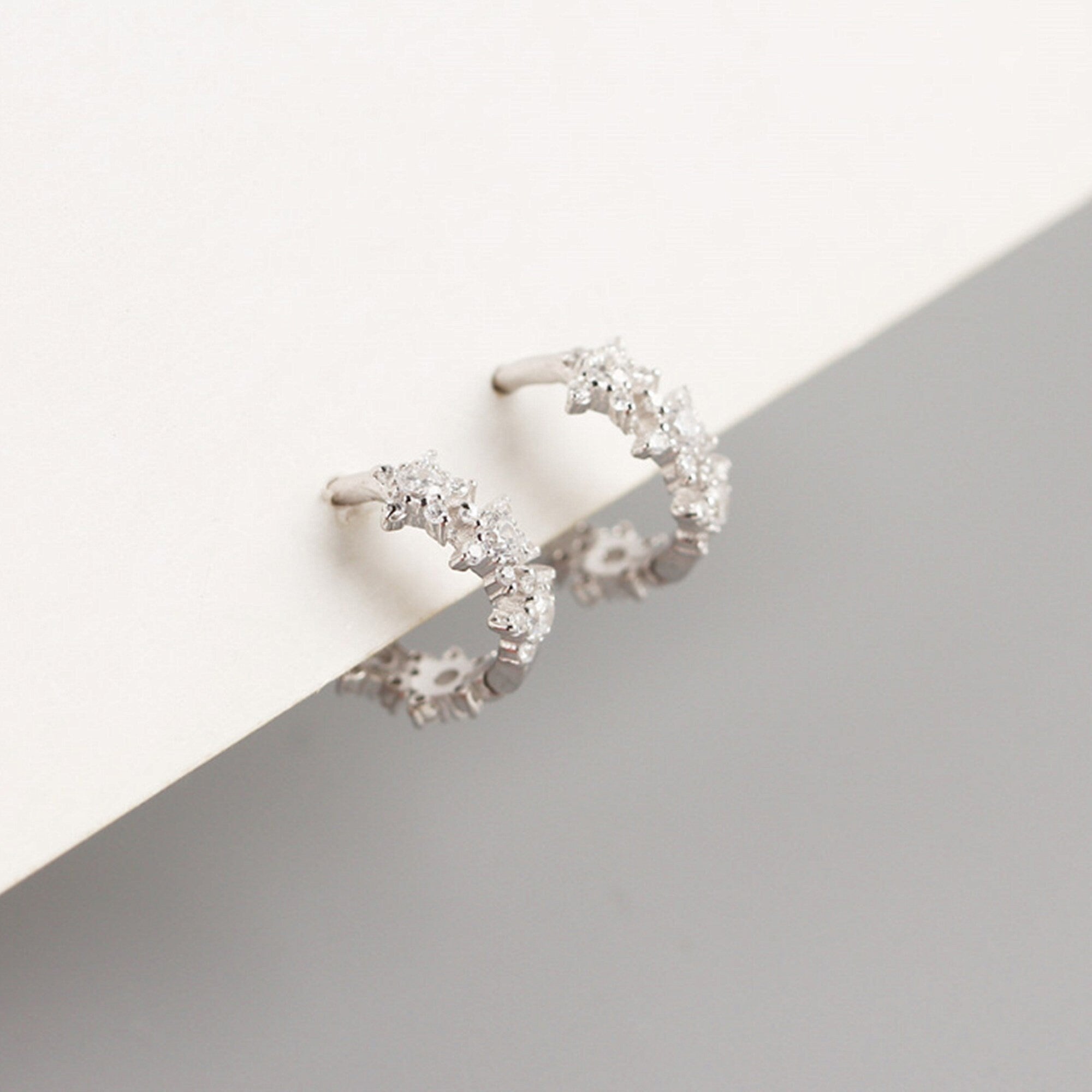 Dainty CZ Star Tiny Gold Huggie earrings, Delicate Small CZ huggie Hoops, Charm Minimaliste hoops earrings, Gifts for her