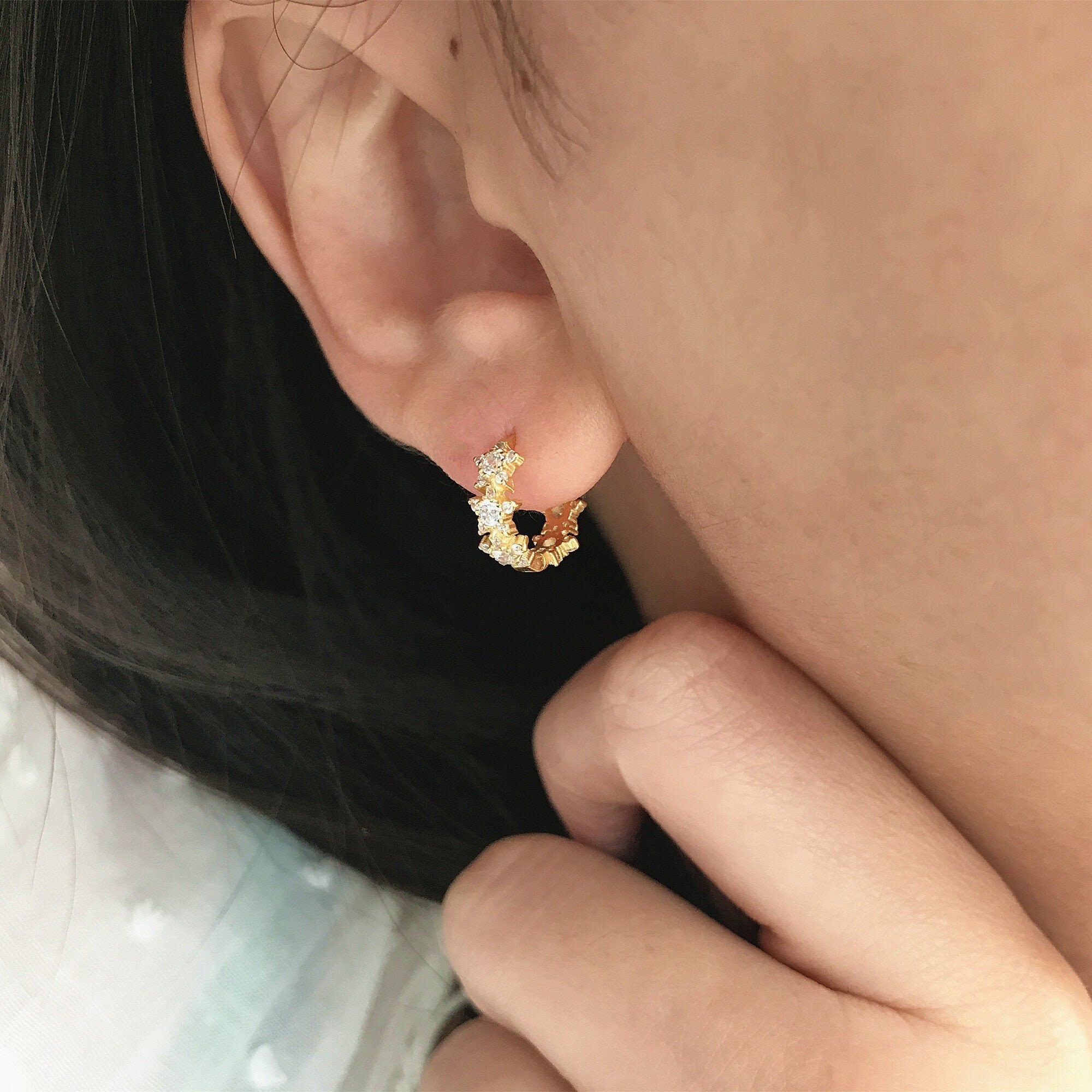 Dainty CZ Star Tiny Gold Huggie earrings, Delicate Small CZ huggie Hoops, Charm Minimaliste hoops earrings, Gifts for her