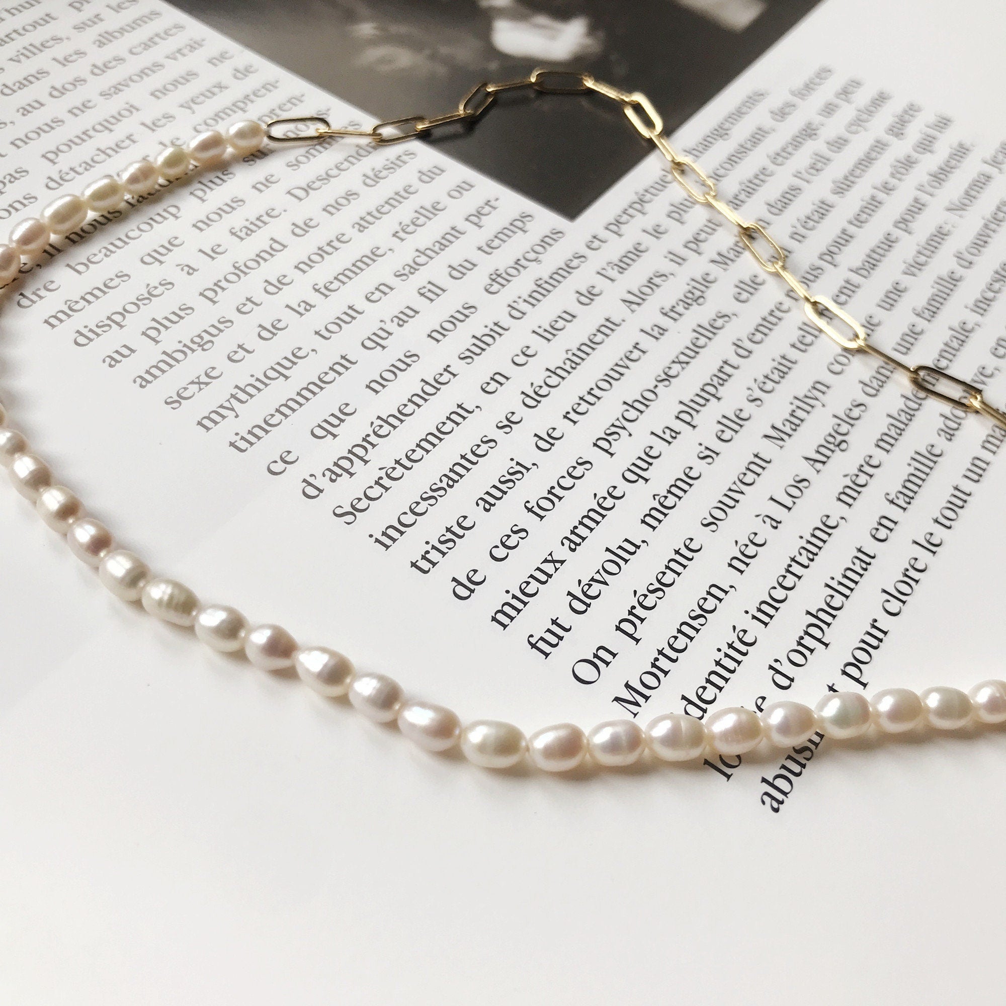 Dainty Half White Oval Pearl Half Gold Plated Box Chain Choker Necklace