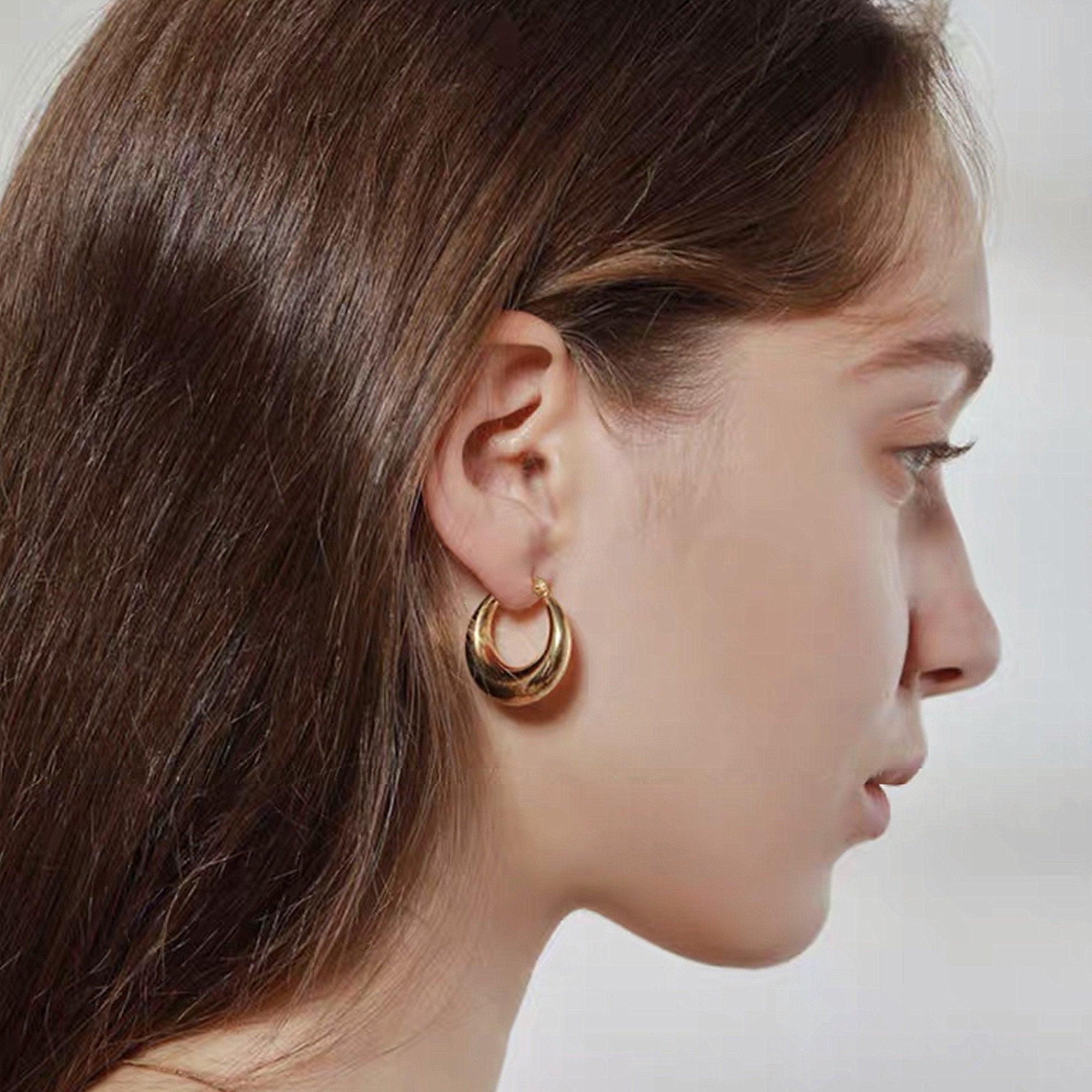 Boucles d’oreilles Créoles Plaqué Or style Minimaliste "Amelia"