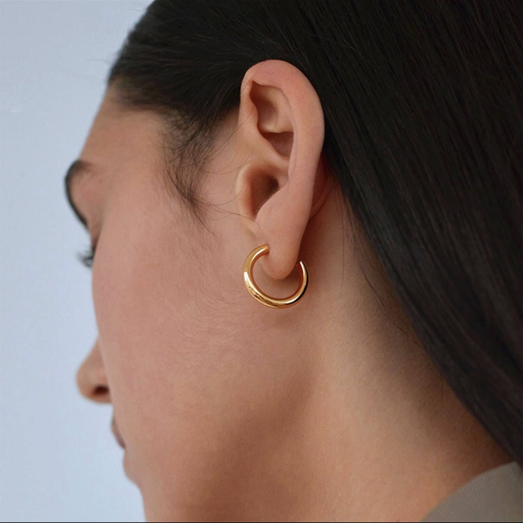 Dainty Gold Open Hoop Earrings with Minimalist Style, Simple Gold Hoops, Sister Birthday Gift or Mothers day jewelry