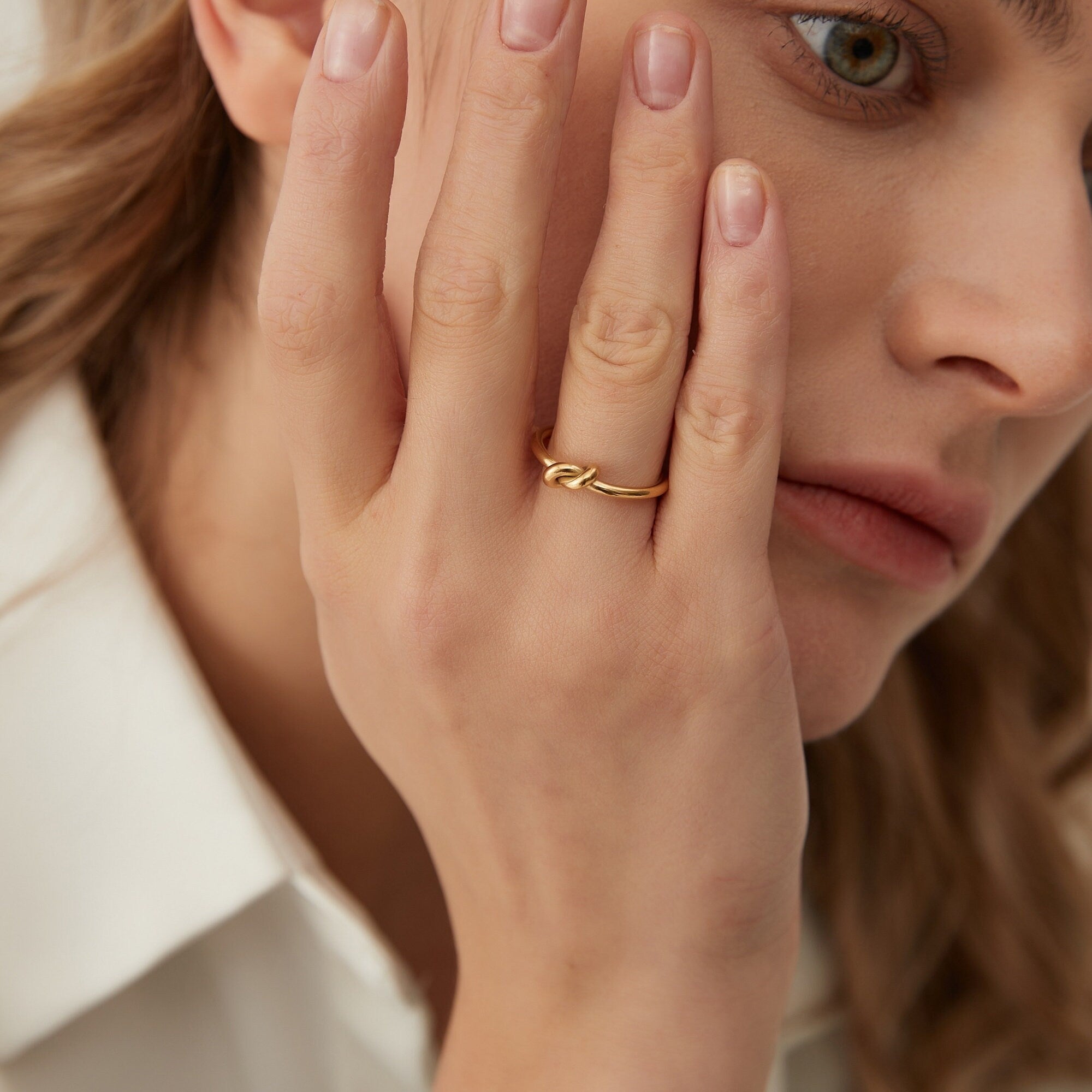 Bague Anneau Nœud Plaqué Or en Acier Inoxydable style minimaliste, Cadeau Saint-Valentin pour elle
