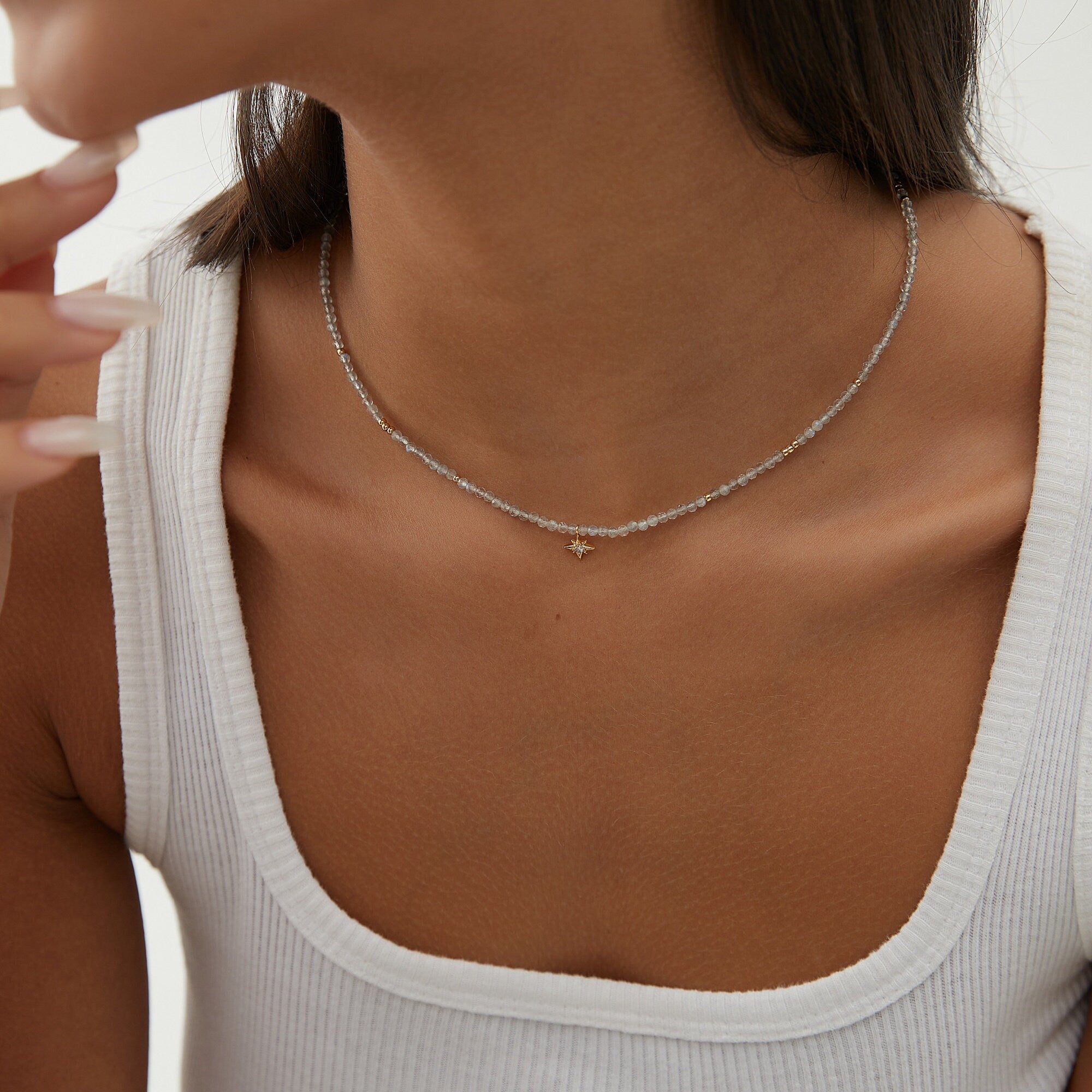 Collier Pierre de Lune et Billes Dorés avec Pendentif Etoile Du Nord Zircon Style Bohème, Cadeau pour elle