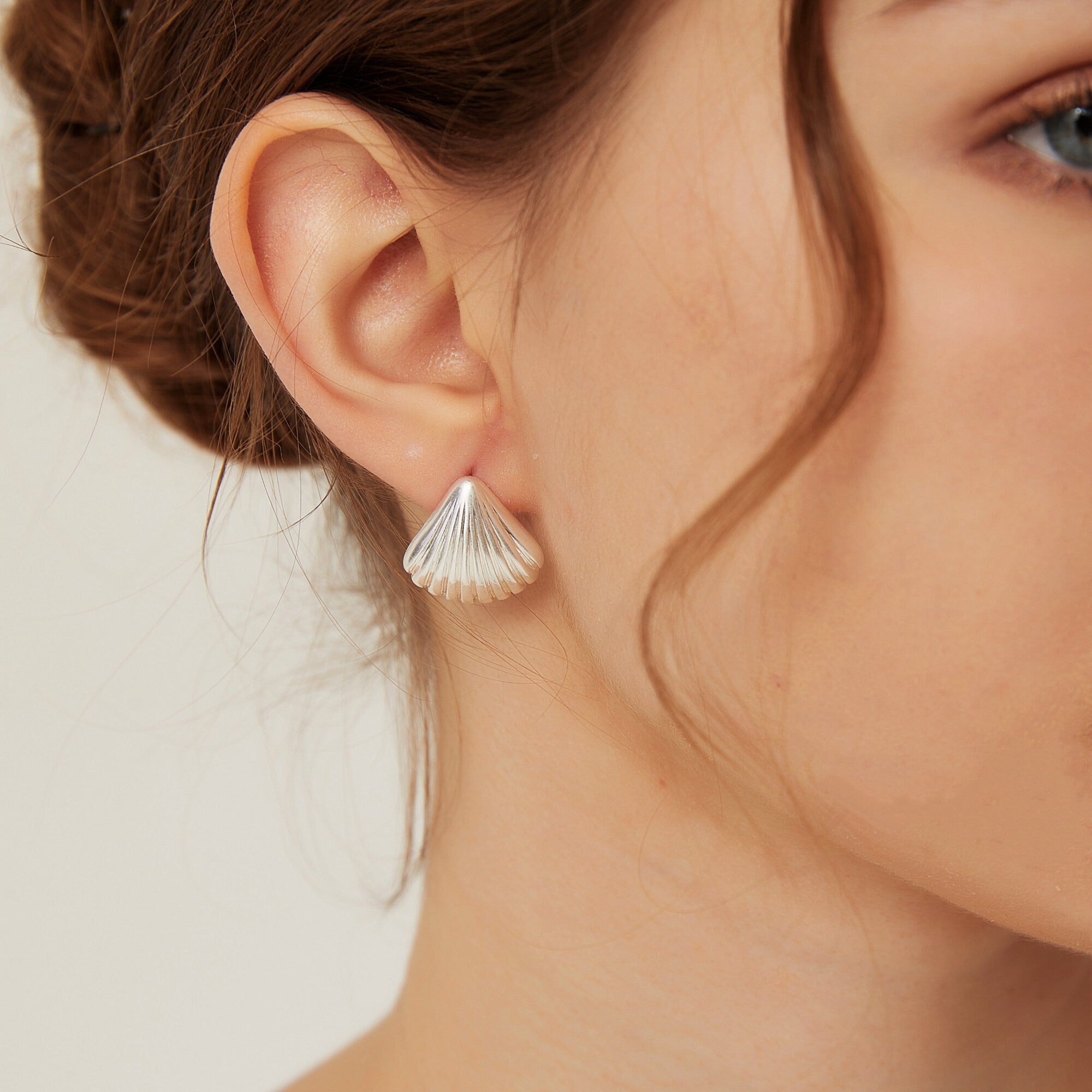 Dainty Chunky Gold Or Silver Seashell Stud Earrings, Textured Gold or Silver Scallop Shell Statement Earrings