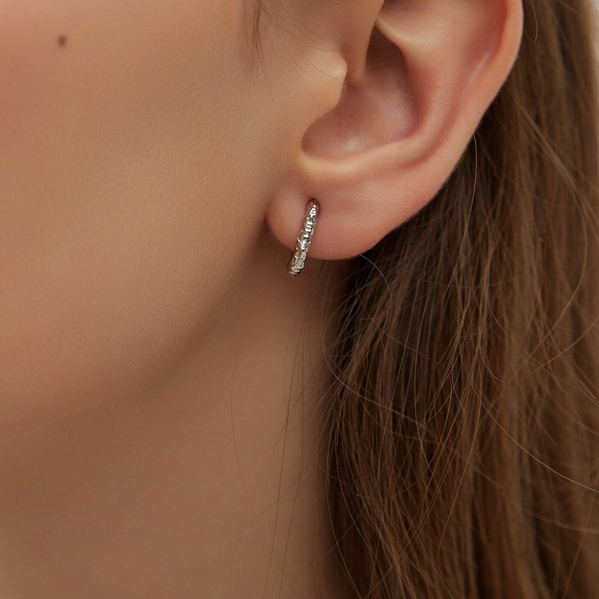 Boucles d’oreilles Créoles Martelées Rectangle Plaqué Or ou Argent Rhodié, Boucles d&