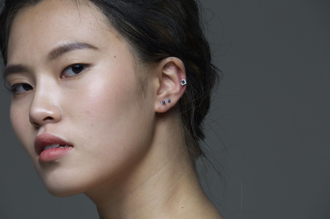 Piercing boucle d'oreille en argent doré à l'or fin vs piercing boucle d'oreille en titane ASTM-F136