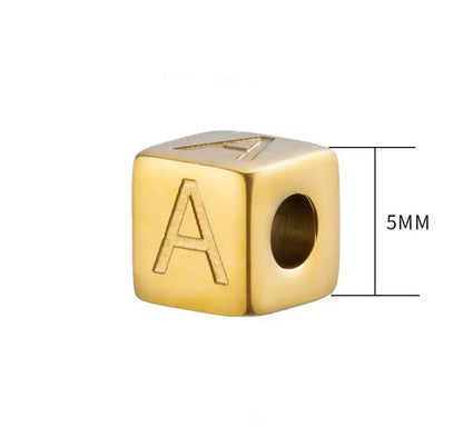 Charm Initiale Cube