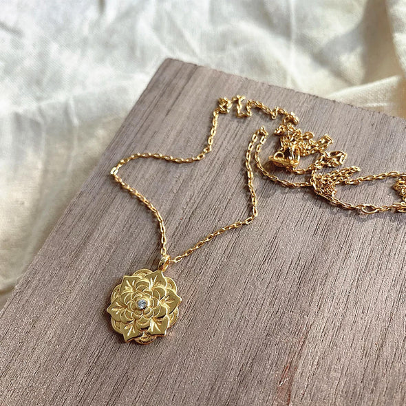Dainty Gold Plated Vintage Rose Coin necklace, Bohemian Gold Medallion Necklace, Medallion Pendant Layering necklace