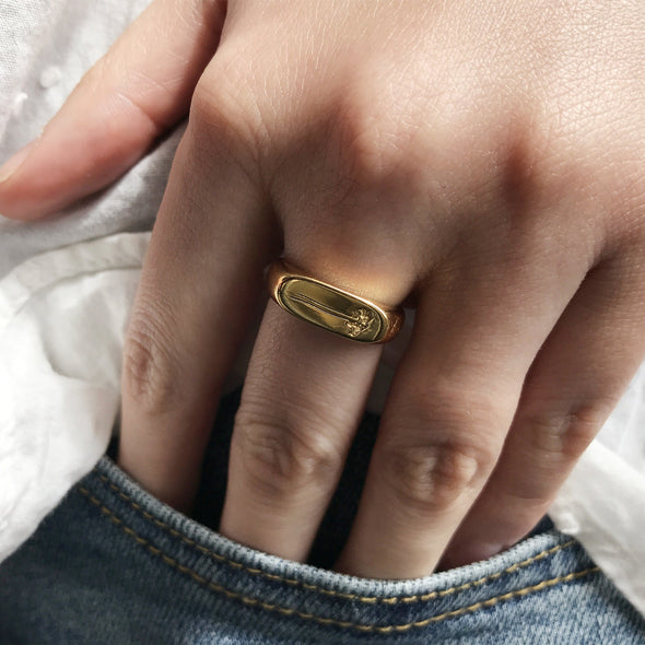 Boho Gold Plated Daisy Flower Rectangle Signet Ring