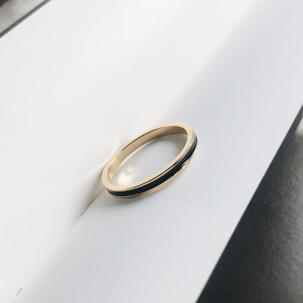 Waterproof White and Black Enamel Gold Plated Band Ring