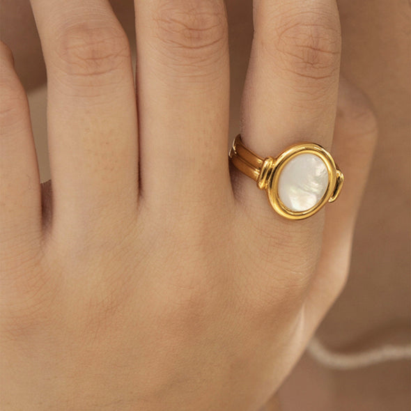 Gold Oval White Mother of Pearl Signet Ring, Dainty White Shell Pinky Band Ring