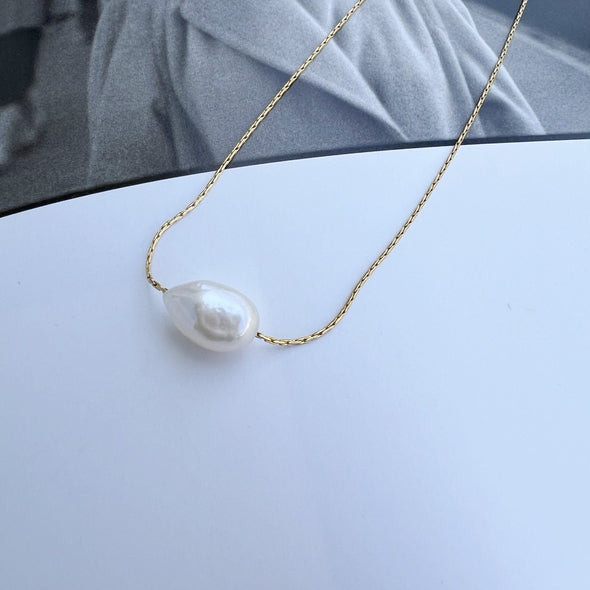 Dainty Baroque White Freshwater Pearl Pendant Choker Necklace with Gold Plated Extra Thin Chain