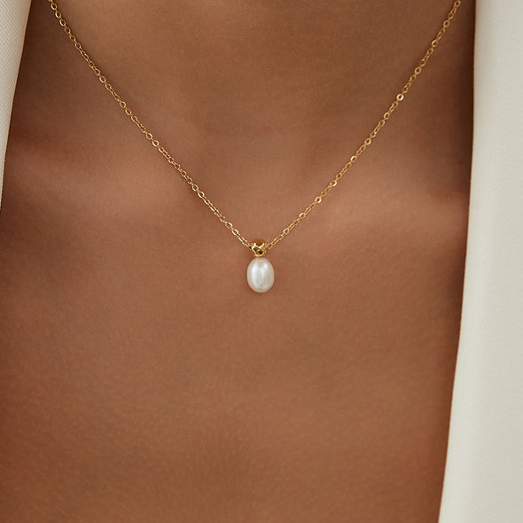 Dainty White Oval Freshwater Pearl and Gold Ball Choker Necklace