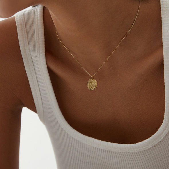 Minimalist Hammered Boho Layering Gold Coin Necklace, Gold Disc Hammered Textured Finish Necklace, Bohemian Summer Charm Necklace