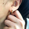 Petites boucles d&#39;oreilles Créoles Simple  Diamond Plaqué Or style minimaliste, Boucles d&#39;oreilles Mini Créole Zircon Huggie minuscules